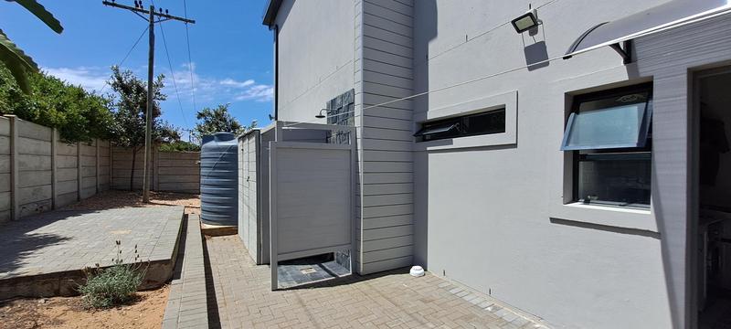 4 Bedroom Property for Sale in Jongensfontein Western Cape